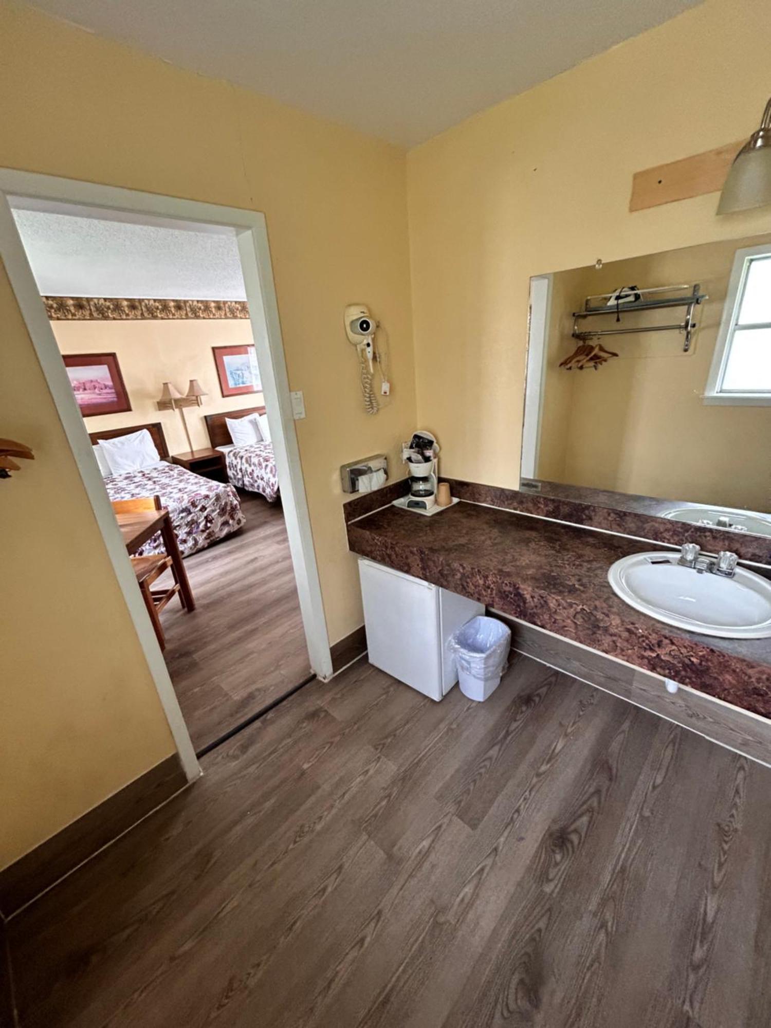 River Forest Inn Belton Bagian luar foto